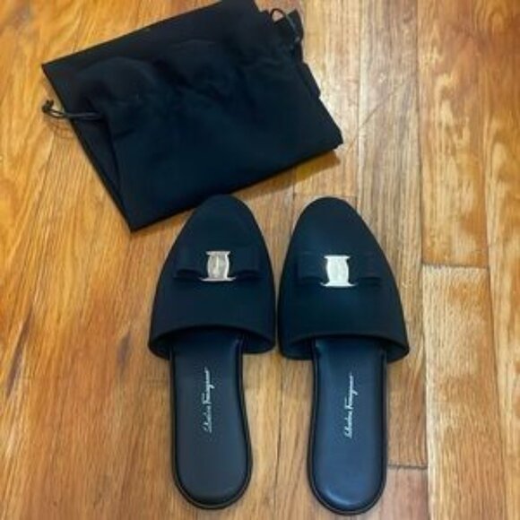 Wore once Salvatore Ferragamo Flat with receipt in post - Picture 4 of 7